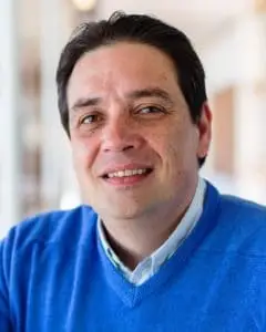 Prof.-Dr.-Alejandro-Arias-Vasquez